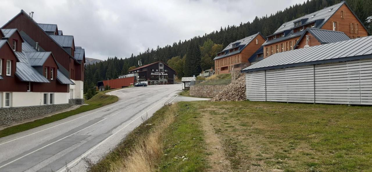 Apartman M5 Horni Misecky Exterior photo